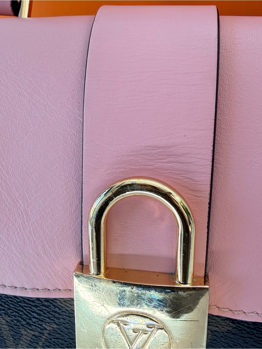 Louis Vuitton Pink Locky BB Handle Satchel - Picture 8 of 14